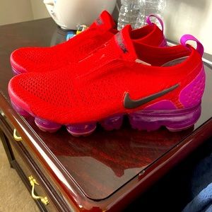 Nike shoes Size 7 Womens